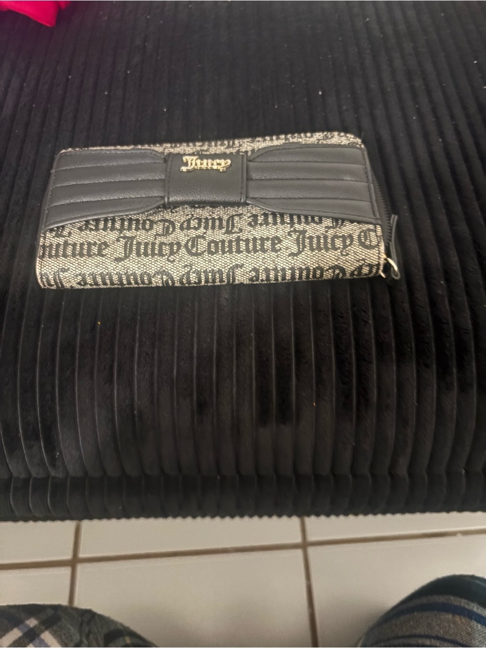 Juicy Couture Black & Cream Logo Bow Zip Wallet